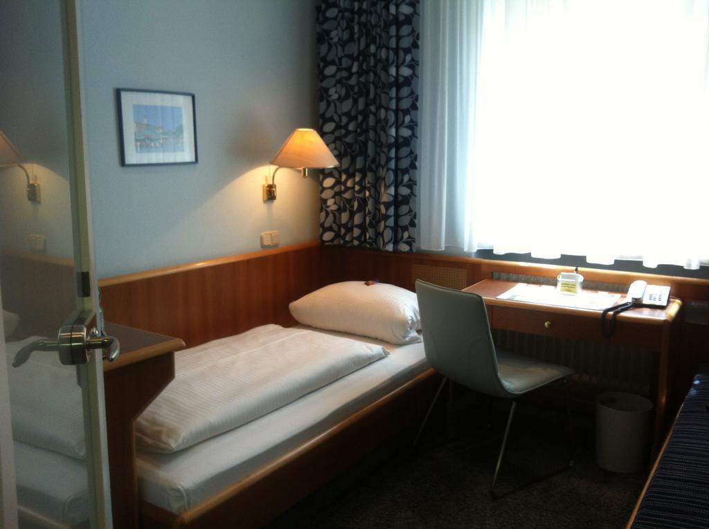 Hotel Hauser An Der Universitaet München Eksteriør bilde